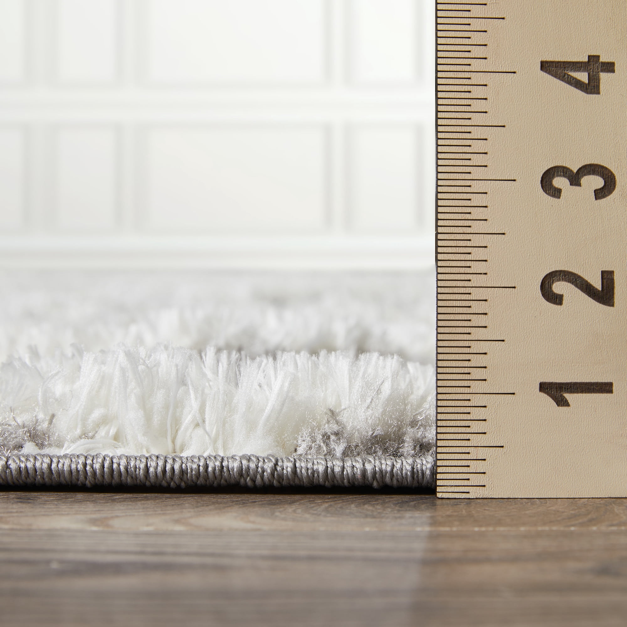 Loomaknoti Vemoa Avonako 2' x 3' Gray Geometric Indoor Accent Rug