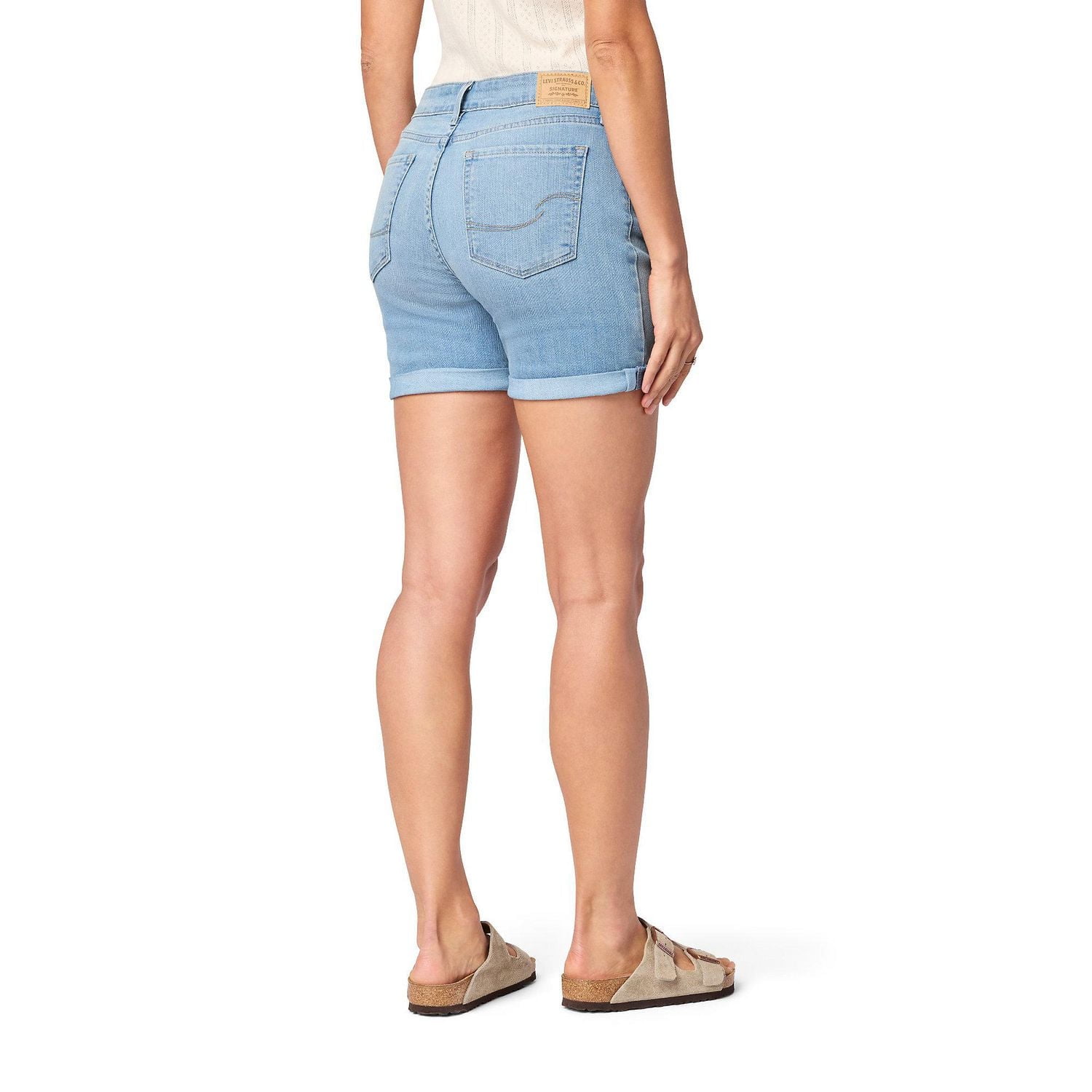 Levi Strauss Signature™ Women's Mid Rise 5"Shorts