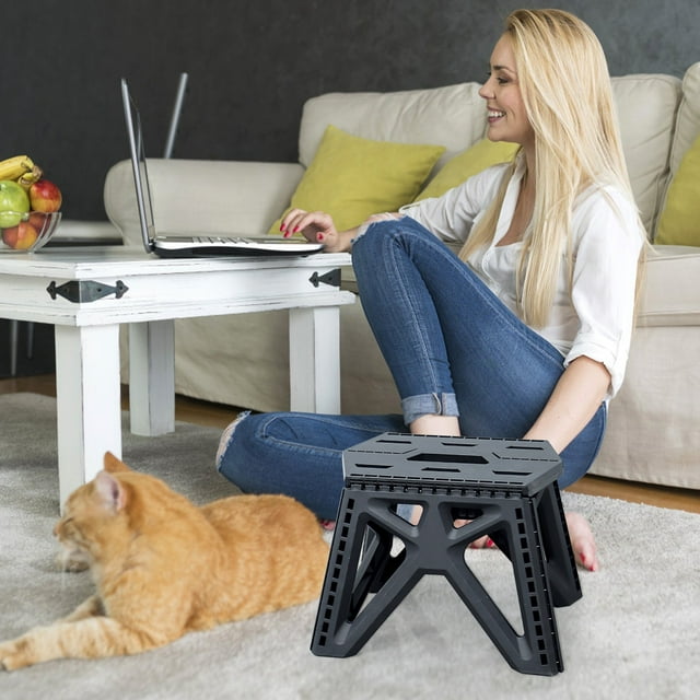 FHBVT Tabouret Pliable Portable Chaise de Camping Extérieure Écologique Plastique Résistant aux Chutes Fond Antidérapant Design à Grille Renforcée avec Poignée Léger Gain de Place pour Enfants Maison Voyage