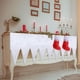 thumbnail image 4 of Manta de nieve artificial para decorar chimeneas | Decoración navideña de invierno | Paisaje nevado de poliéster con diseño de escultura de hielo, 4 of 5