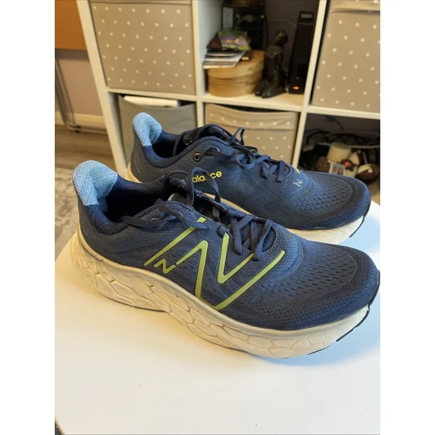 New Balance Fresh Foam X More v4 Mens Running Shoes Size UK10 EE Blue Sneakers.