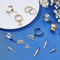 thumbnail image 4 of 1 caja de 8 juegos de anillos de acero inoxidable con dijes, anillos con dijes a granel, flores de loto de plata dorada, dijes de cono, juego de anillos de metal de estilo francés ajustables., 4 of 6