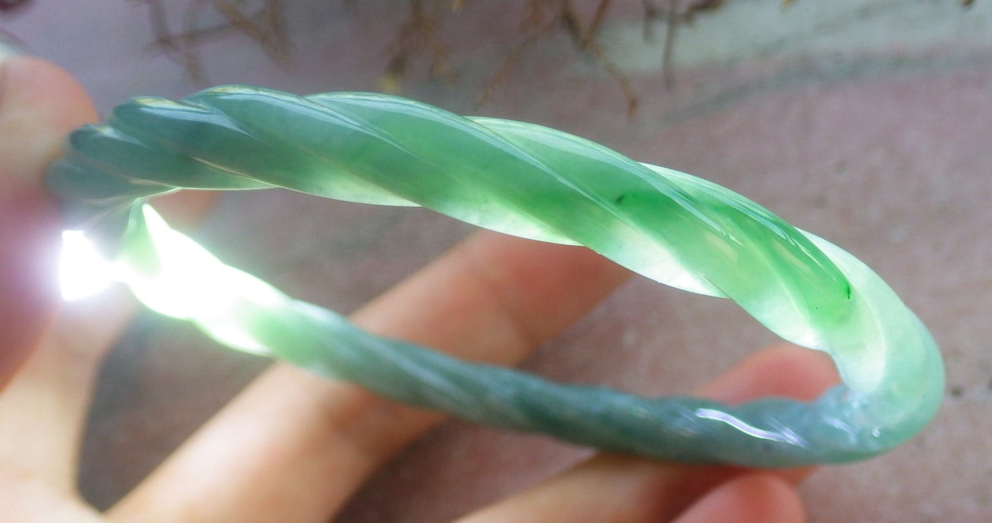 Icy Green Natural A JADE Jadeite Knotted Bangle Bracelet 61 mm 705277