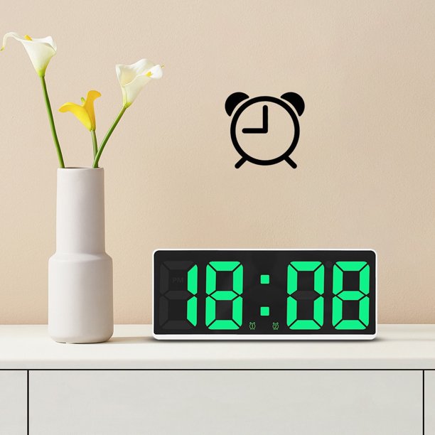 Despertador digital pequeño Naxoaeo para escritorio, con enchufe eléctrico, números grandes, batería de respaldo para dormitorios, sonido potente para quienes duermen profundamente, reloj delgado