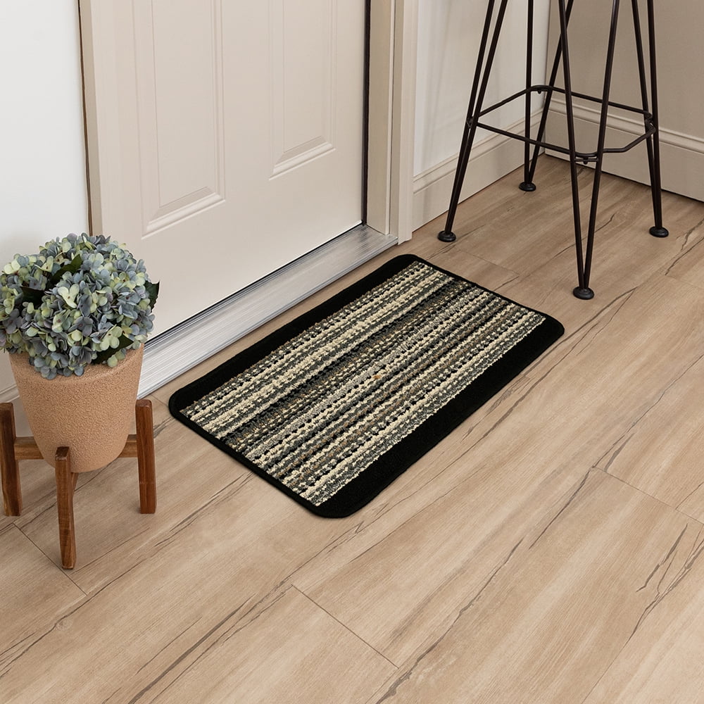 Mainstays Apollo Striped Indoor Polypropylene Area Rug, Black, 17.4" x 30"