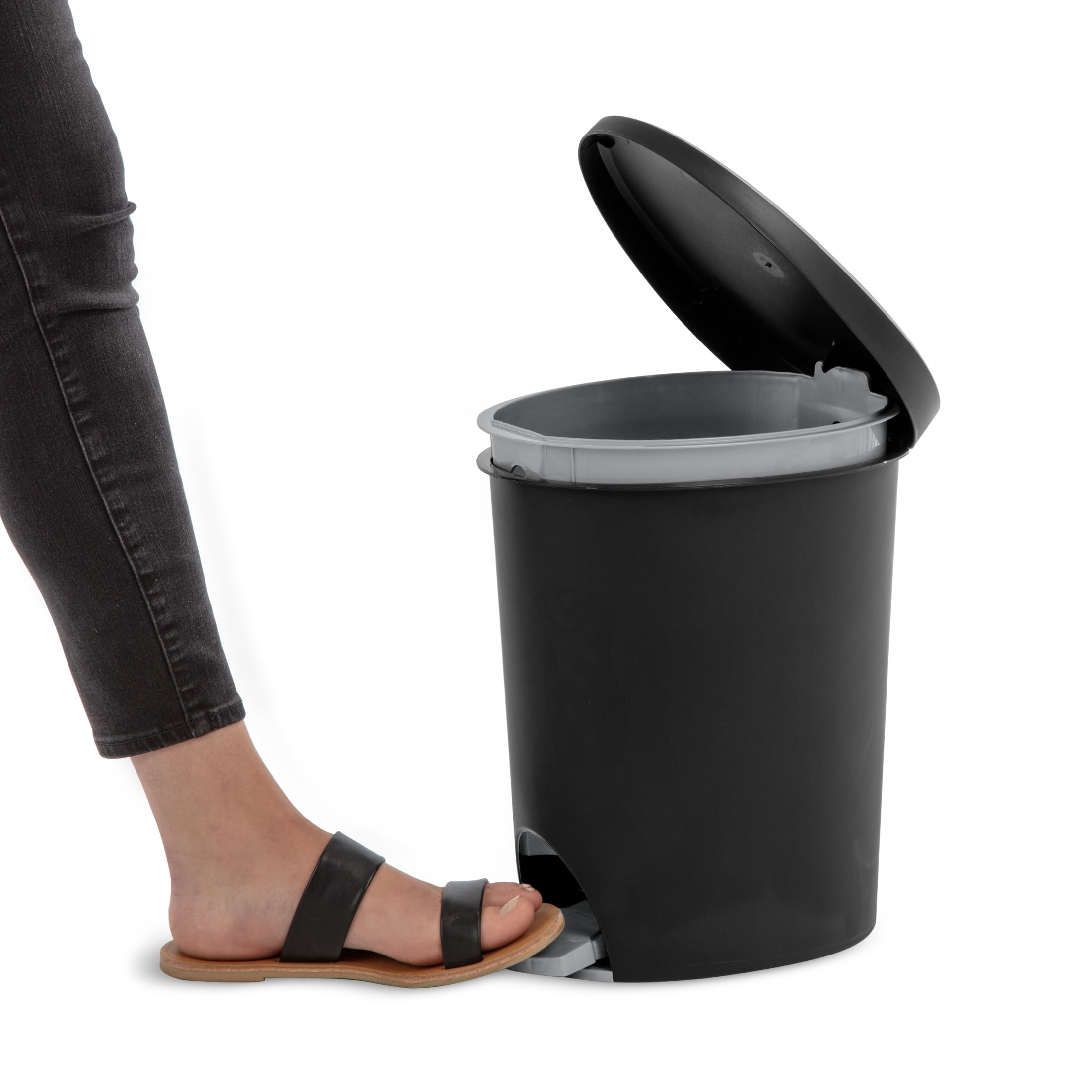 Sterilite Small Bathroom Trash Can, 2.6 Gallon Plastic Garbage Bucket Bin