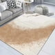 thumbnail image 3 of La Alfombra de La Sala de Estar Es Geométricamente Buena para Uso Doméstico. El Dormitorio Está Cubierto con Tapetes y La Alfombra de La Mesita de Noche Se Usa Como Tapete., 3 of 4