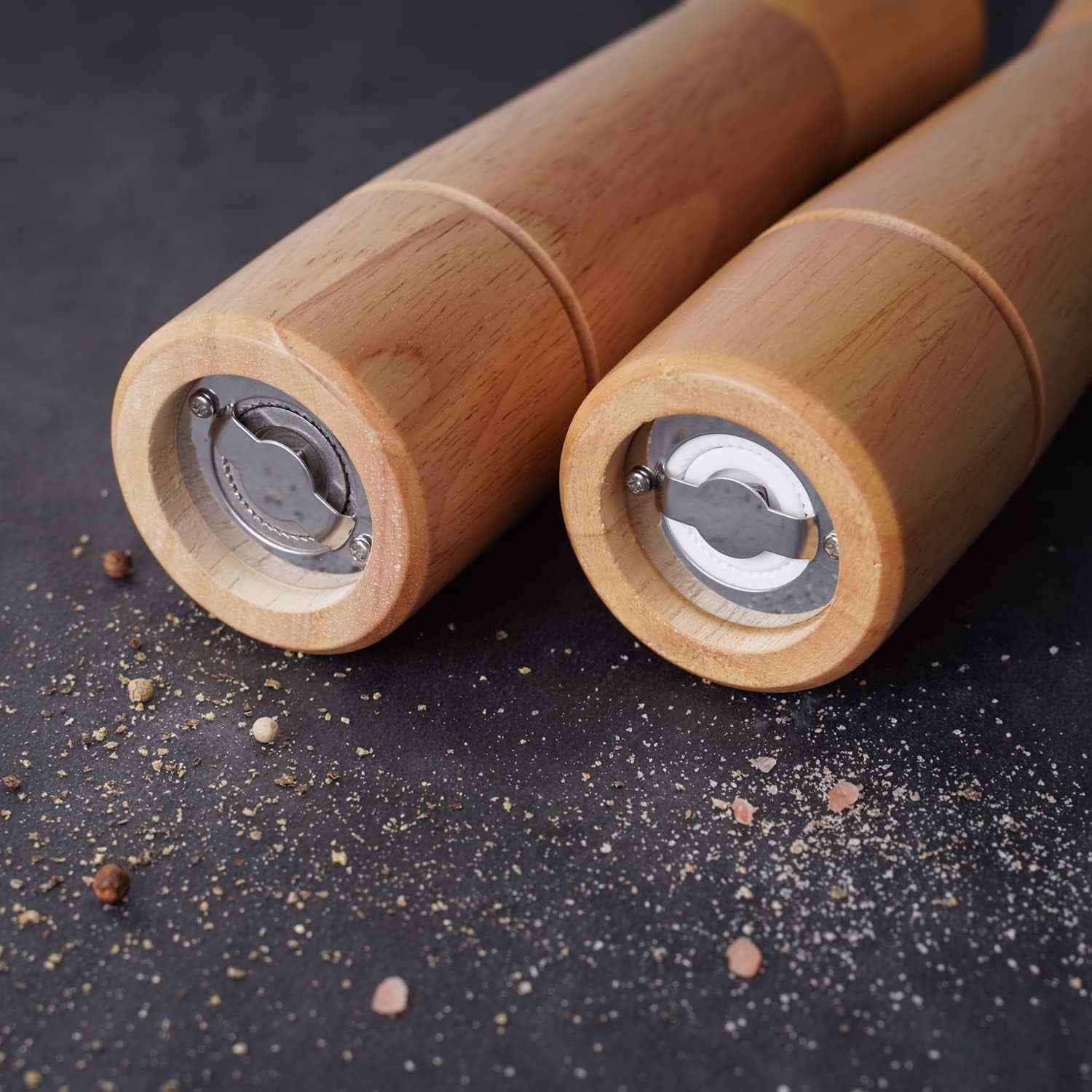 DeroTeno Salt and Pepper Mill Set with Tray, Adjustable Ceramic Grinder Salt Mill, Stainless Steel Grinder Pepper Mill, Rubber Wood, 22 cm / 8 inch Height, Bottom Dia 5.5 cm