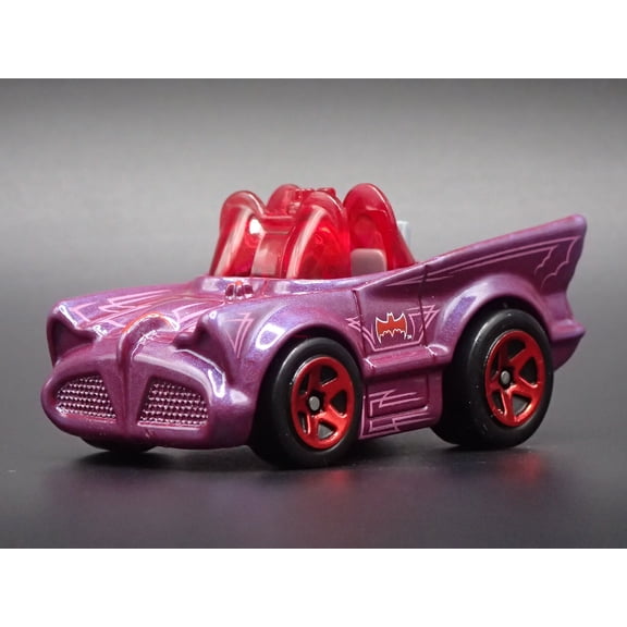 Open Box 1966 66 BATMAN BATMOBILE ADAM WEST TV 1/64 SCALE COLLECTIBLE DIECAST MODEL CAR