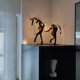 thumbnail image 5 of Caballo Escultura Metal Arte LED Caballo moderno Artesanía Estatua y estatuilla Ndcxsfigh Libre de BPA, 5 of 8