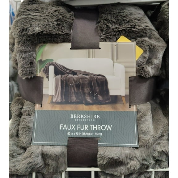 Berkshire Collection Faux Fur Throw Brown Size 60 in x 70 in