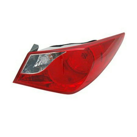 New Aftermarket Passenger Side Rear Tail Lamp Assembly