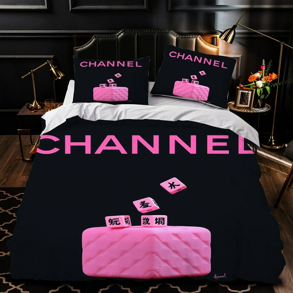 Chic 3-Piece Duvet Cover Set - Bold Pink Quilted Design Elegant Black & White Bedroom Decor