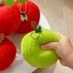 thumbnail image 4 of Manzanas adorables para descompresión, pequeñas manzanas, muñeco curativo, juguete, regalo de Nochebuena, colgante de peluche de tela, 4 of 7