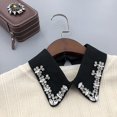thumbnail image 2 of Cuello Falso Negro Elegante y Desmontable con Piedras de Cristal para Blusas de Mujeres, 2 of 5
