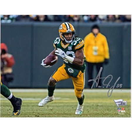 Green Autographed Photo (Aaron Jones Green Bay Packers Autographed 8