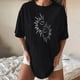 thumbnail image 5 of Pntutb Blusa de manga corta informal con estampado de sol y luna vintage para mujer Pntutb Pntutb-3462, 5 of 8