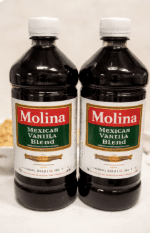 Molina Mexican Vanilla Blend By Molina Vainilla, 33.3 Oz / 1000 Ml (Vanillin Extract) by Molina Vanilla 33.3 fl oz (pack of 2)