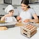 thumbnail image 5 of Contenedor para guardar huevos en el refrigerador | Organizador de huevos automático con ruedas | Bandeja para 24 huevos con tapa, 5 of 5