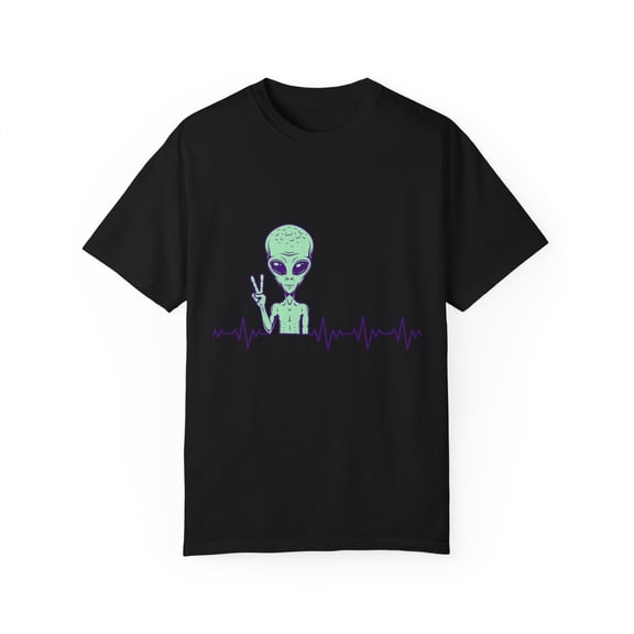 Graphic Heartbeat UFO Fan OVNI Extraterrestrial Women Men Novelty UFO Husband Heartbeats Dad Mom OVNI Cute Unisex Garment-Dyed T-shirt