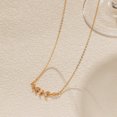 thumbnail image 5 of Xiao Hua Collar con colgante de circonita engastada en hojas, hecho a mano, apto para hombres y mujeres (oro), 5 of 5