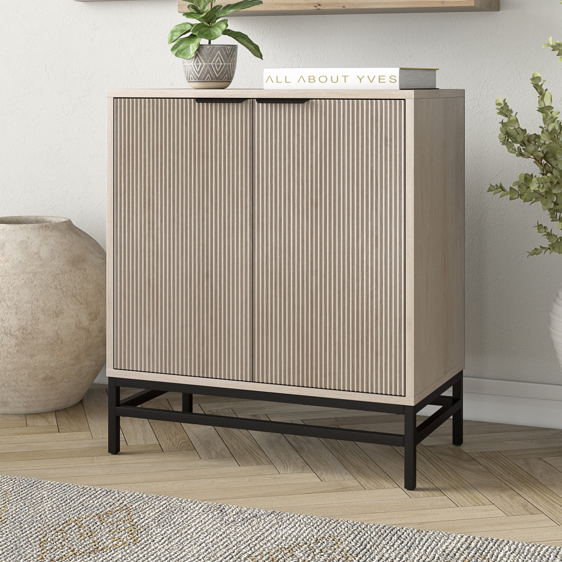 Evelyn&Zoe Modern/Contemporary 28" Wide Alder White Accent Cabinet