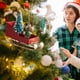 thumbnail image 1 of XWSHYW Decoraciones Navideñas Colgante de Paracaídas con Globo Navideño de Hierro Adornos Navideños Colgante de Árbol de Navidad, 1 of 5
