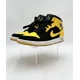thumbnail image 5 of N I-K-E A i r-Jor-dan 1 Retro Mid New Love 2017 554724-035 Size 8.5 US, 5 of 6