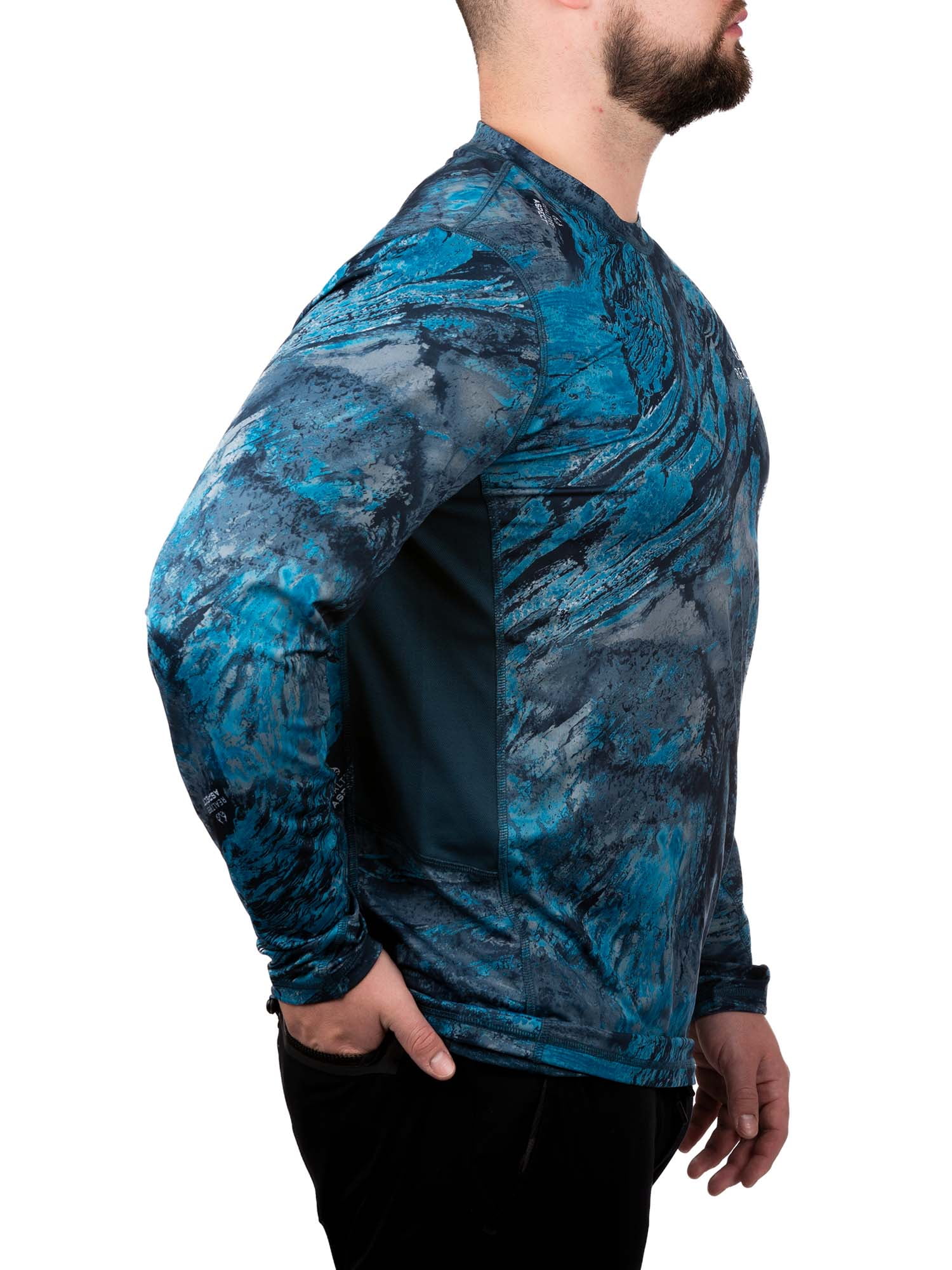Realtree Fishing Men's Reversible Performance Fishing Tee Shirt
