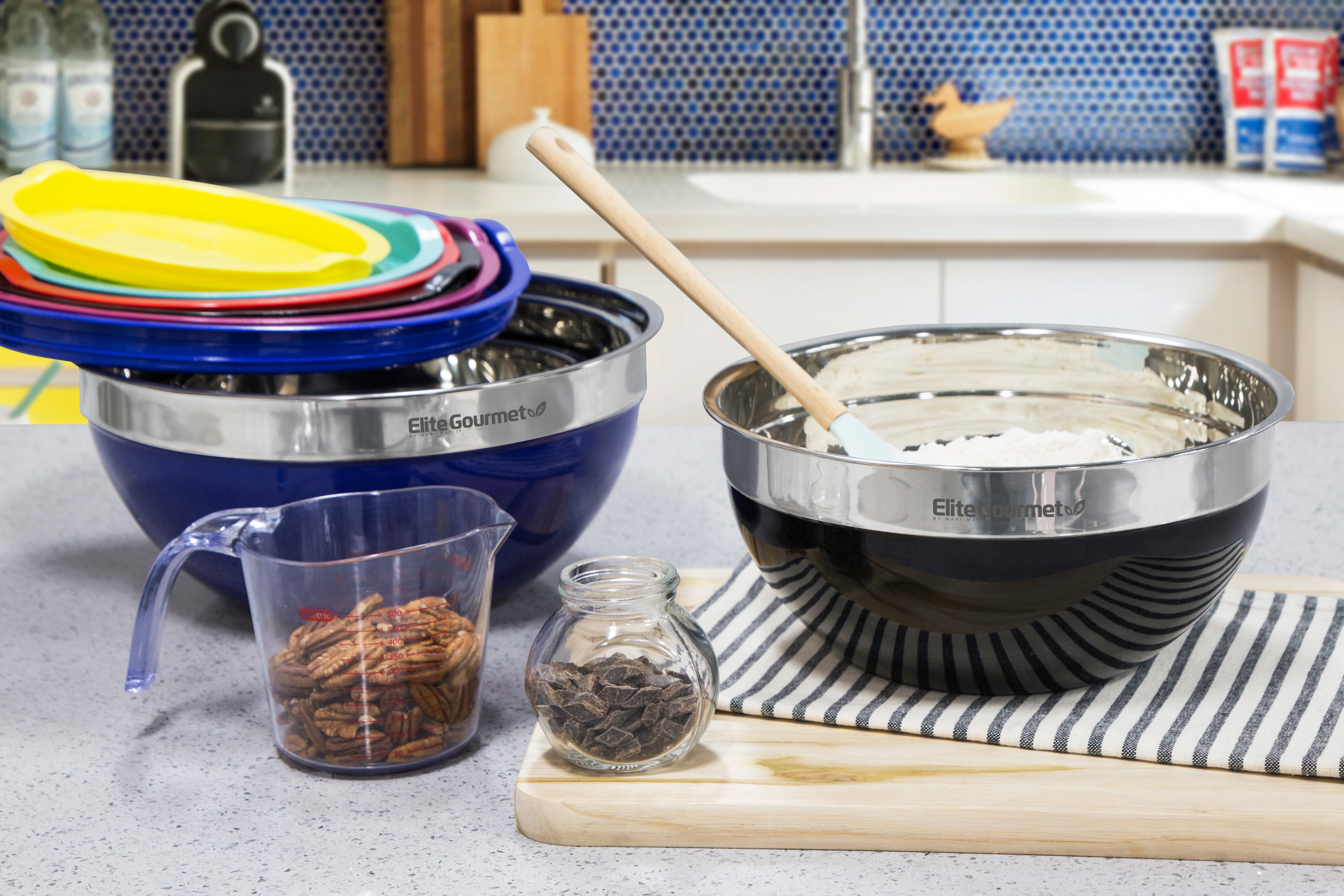 love & flour Mixing Bowls with Airtight Lids, 12 Piece Stainless Steel -  Gallis Hill House