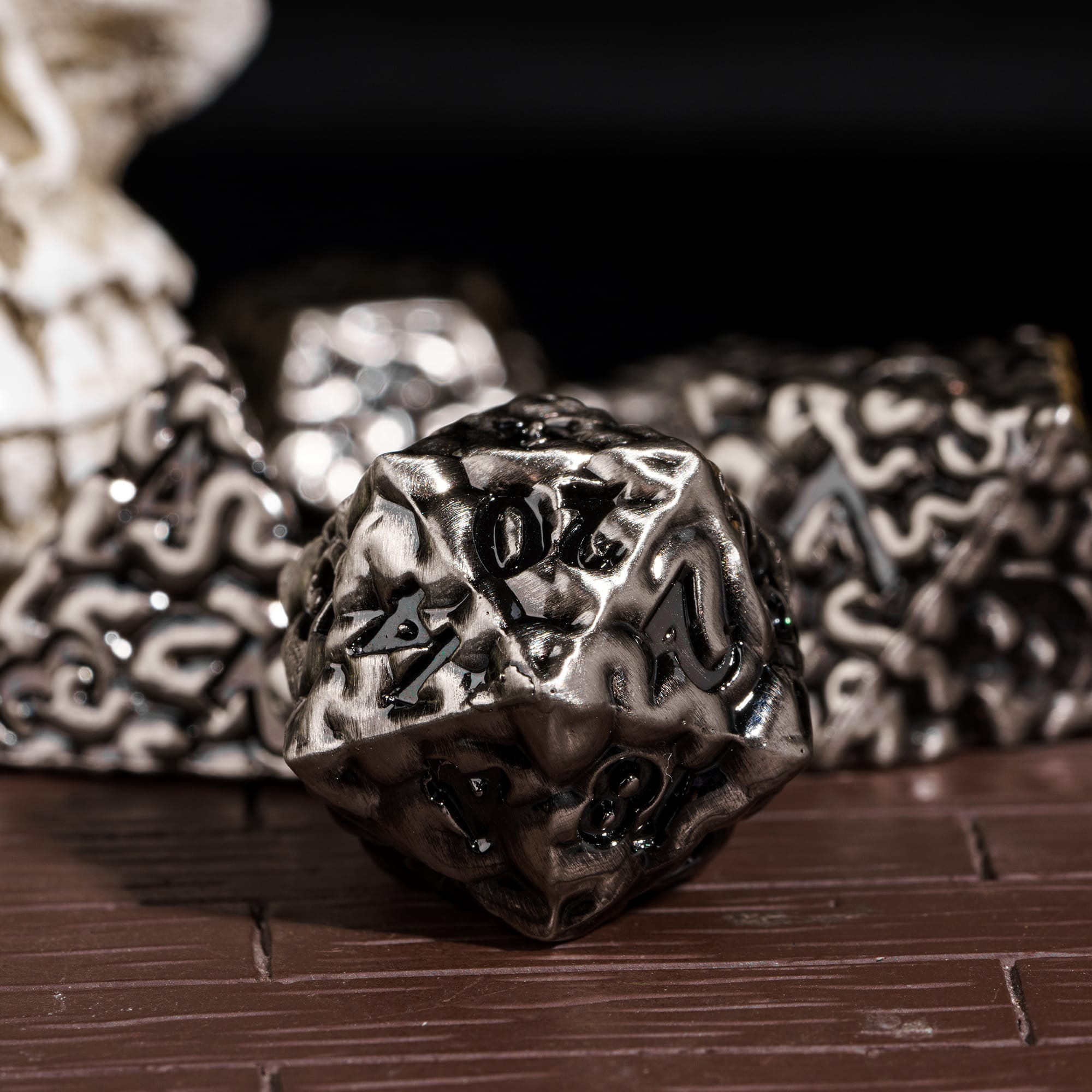 Cusdie 7-Die Metal DND Dice Set, Brain-patterned Metal Polyhedral D&D Dice Set for DND Dungeons and Dragons TTRPG Role Playing Games