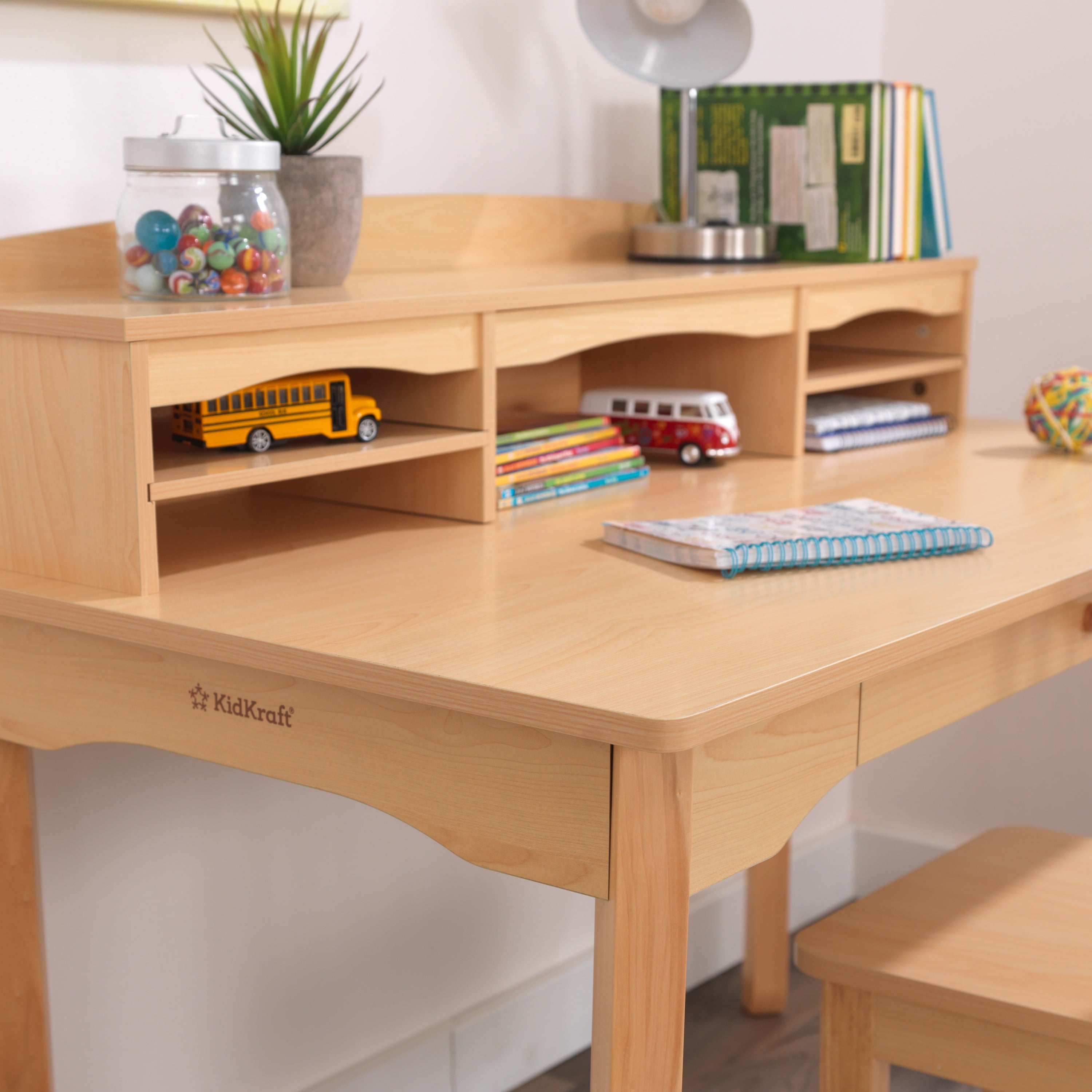 Kidkraft avalon desk with deals hutch and chair