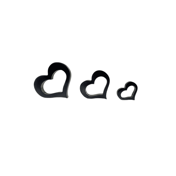 set de 3 corazones negros decorativos minimalista - figuras de resina