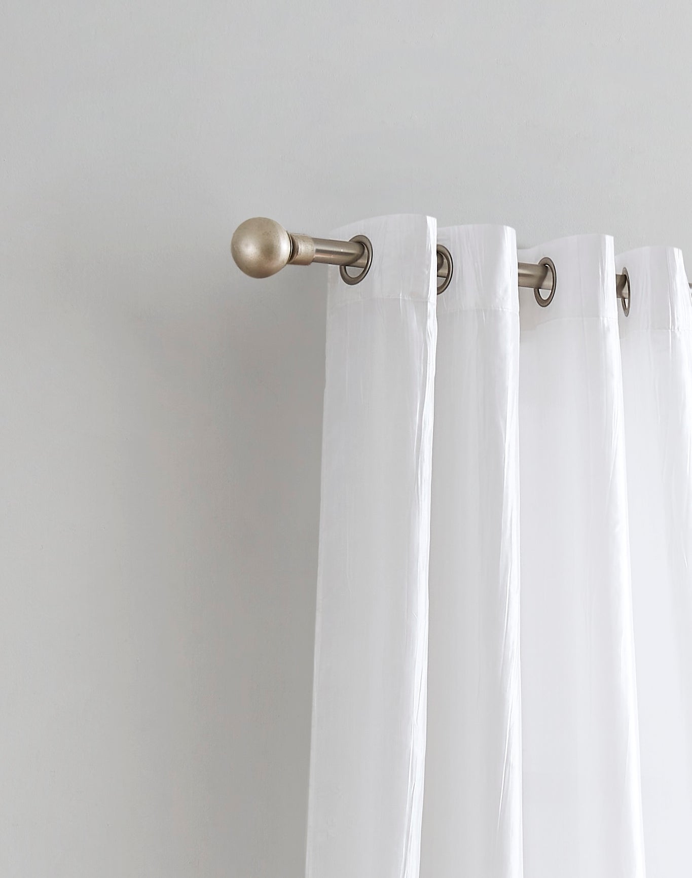 Dainty Home Single Light Filtering Grommet Curtain Panel, Crushed Taffeta, 54"x84"