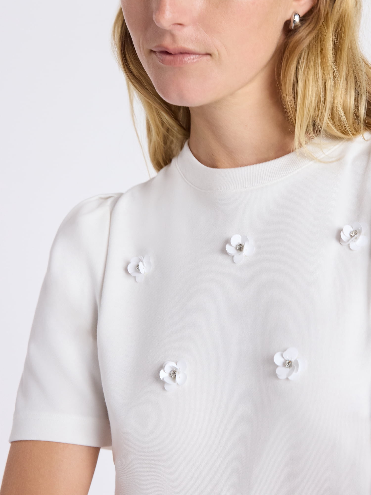 Free Assembly Women's and Women's Plus Embellished Pleat Shoulder Top with Short Sleeves, Sizes XS-4X