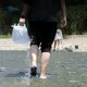 thumbnail image 3 of Cubo de agua plegable de 20 l con tanque de agua del grifo para barbacoa para acampar al aire libre (1 pieza) Ehuebsd Para estrenar, 3 of 9