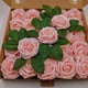 thumbnail image 4 of Yuarrent Flores artificiales elegantes para una mayor durabilidad Decoración de bajo mantenimiento Amplio ramo de rosas Decoración azul, 4 of 6