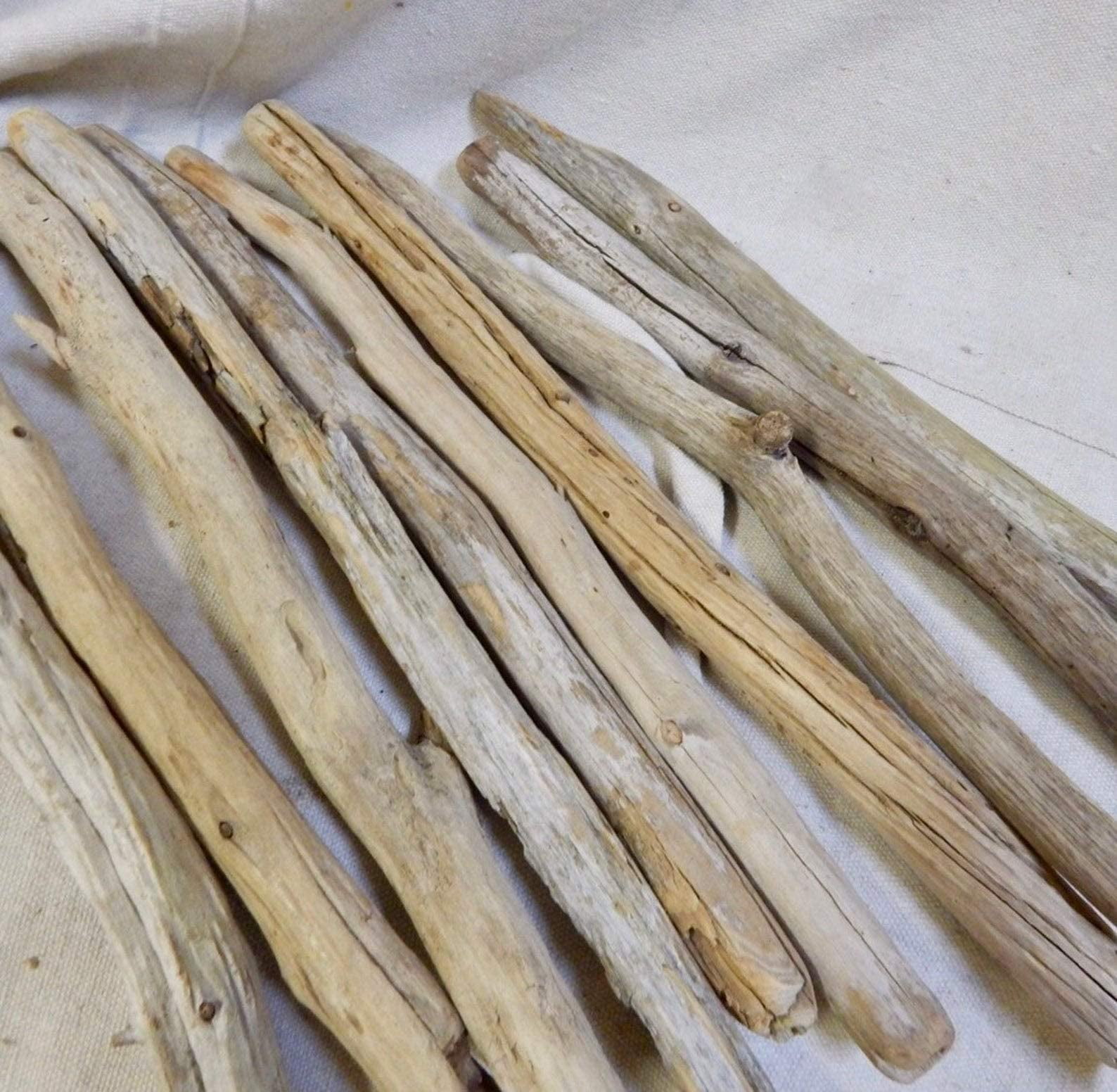 Driftwood Decor Bundle - (10 Pieces) 12-18 inches Long, Approx 1 inch Thick