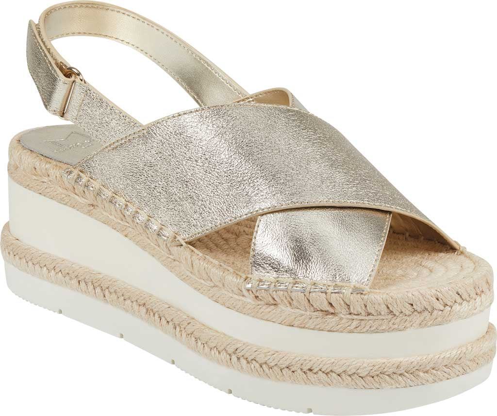 Women's Marc Fisher Gandy Platform Slingback Sandal Platino New Grinch ...