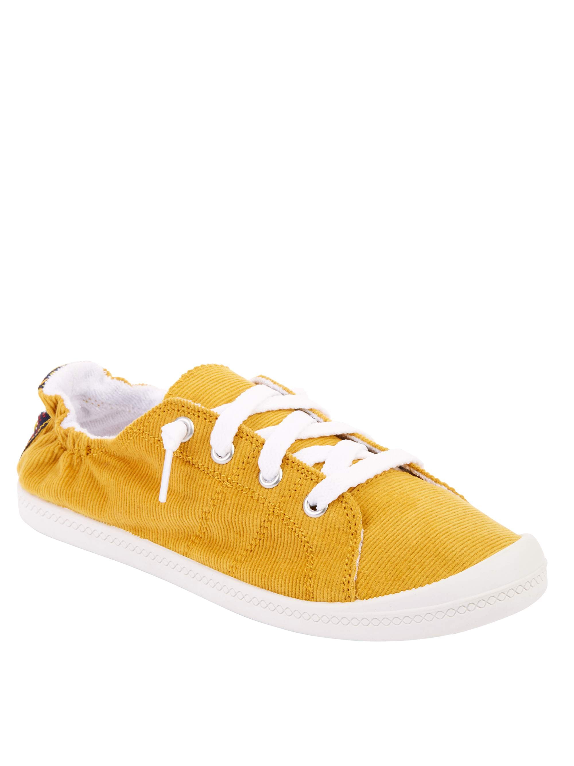 mustard color tennis shoes