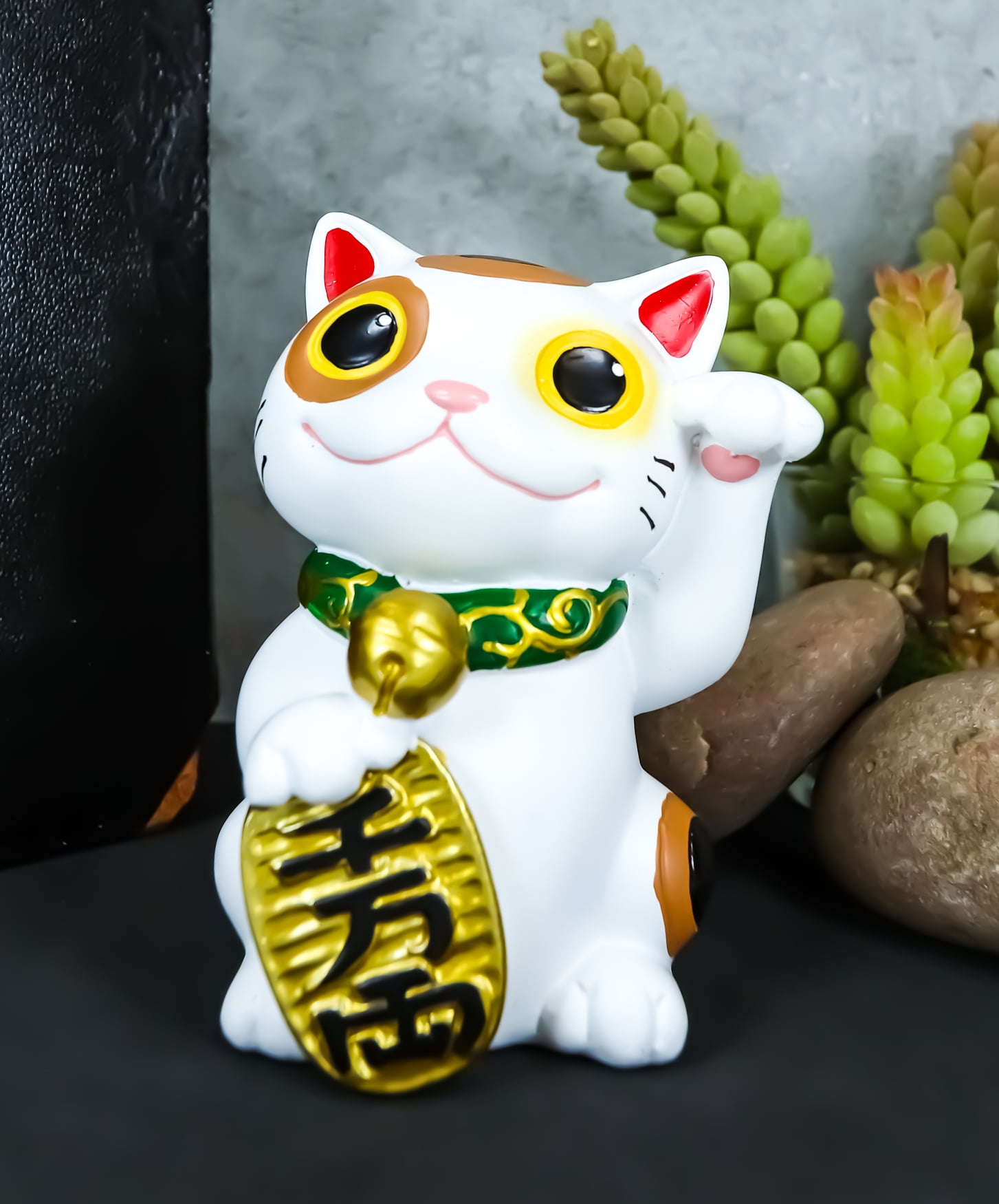 Ebros Japanese Lucky Charm White Beckoning Cat Maneki Neko Statue 4"H