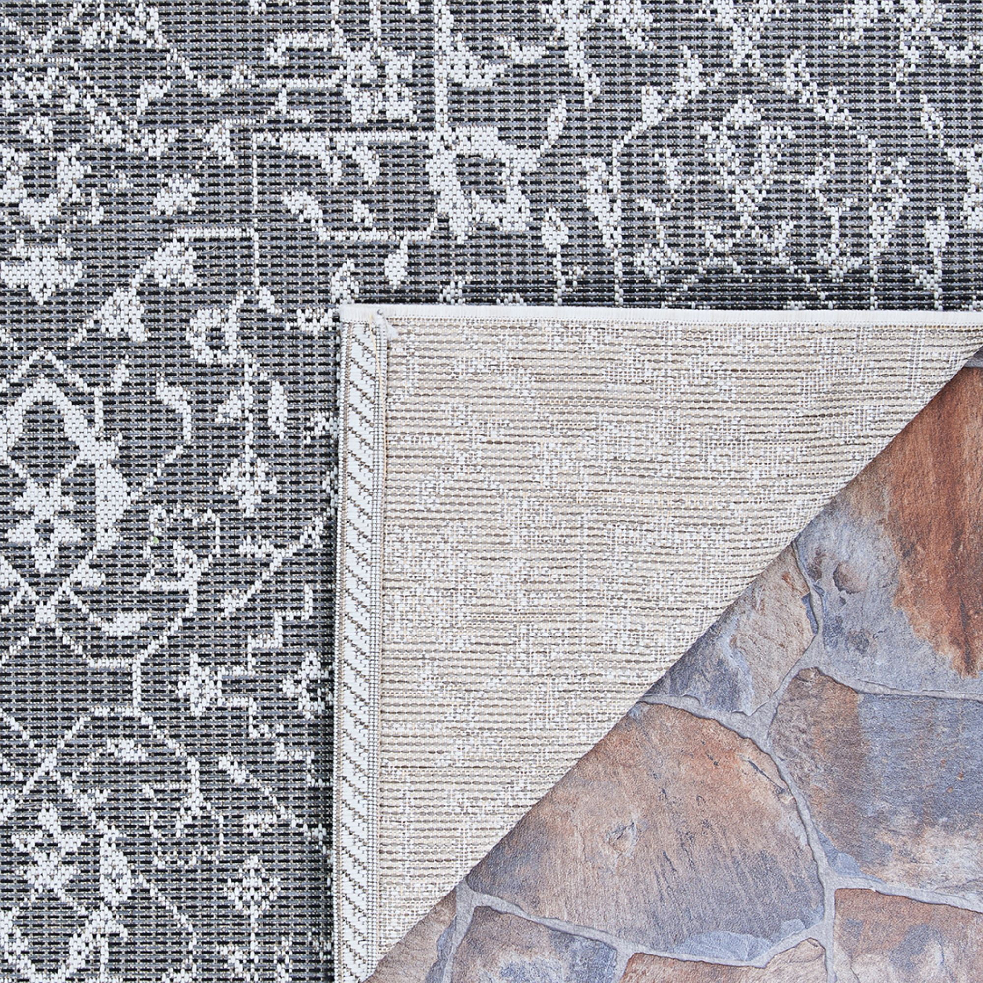 Couristan Monte Carlo Palmette Indoor/Outdoor Area Rug, 5'3" x 7'6", Black-Grey-Ivory