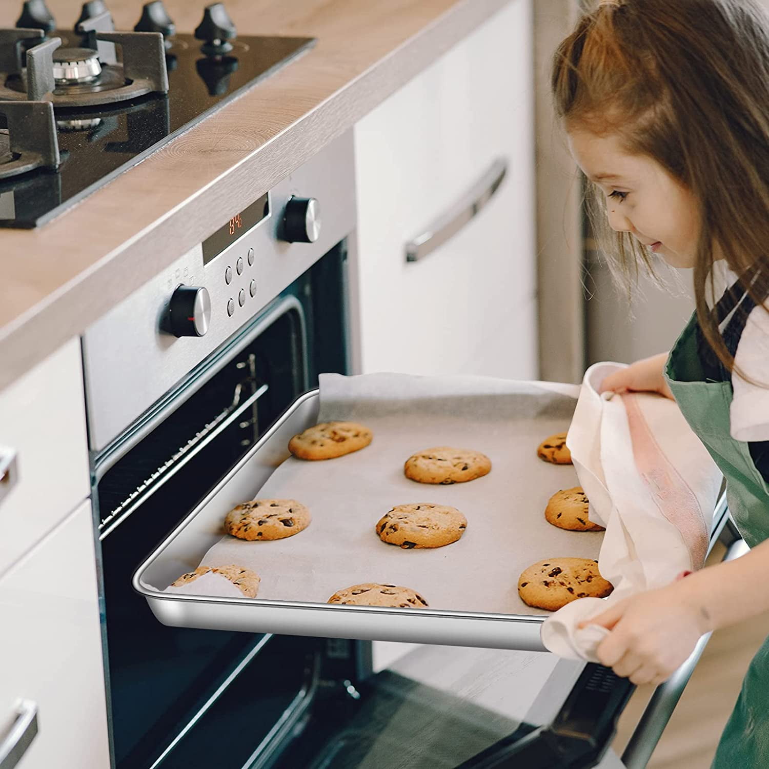 Stainless Steel Baking Sheet Set of 2, Yayun Cookie Sheet Bakeware Baking Pan Tray, Non Toxic & Heavy Duty, Rust Free & Mirror Finish, Easy Clean & Dishwasher Safe, 16 x 12 x 1 Inch