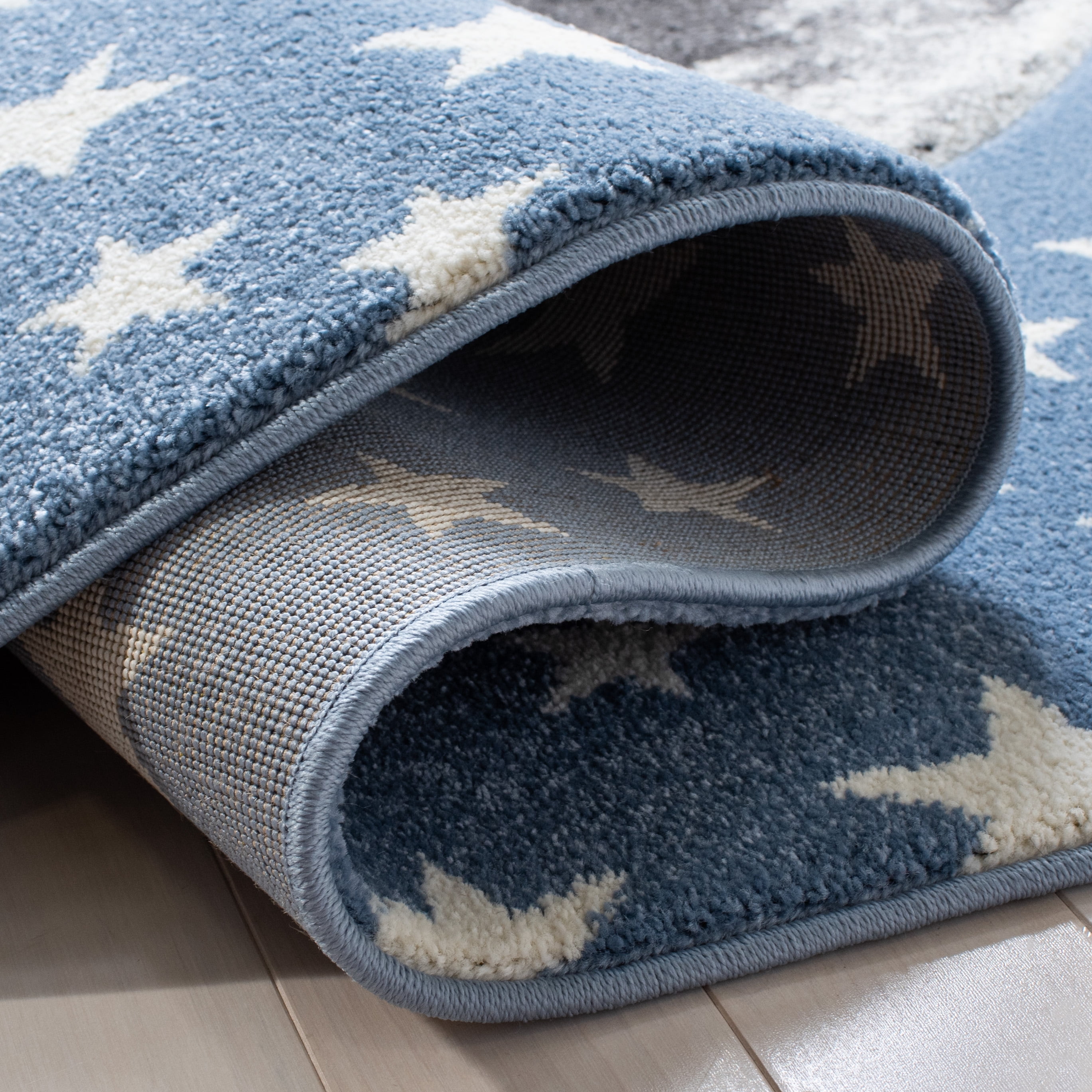SAFAVIEH Carousel Kids Moon in the Stars Area Rug, Light Blue/Gray, 5'3" x 5'3" Square
