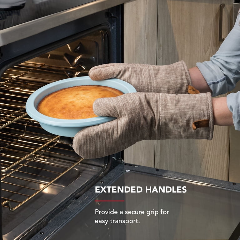 KitchenAid 9-Inch Round Nonstick Cake Pan, Blue photo 5