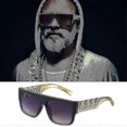 thumbnail image 2 of Kit de disfraz de hip hop para hombre, accesorios de rapero, conjunto de disfraz hippie, collar con cadena de oro y signo de dólar, anillo y gafas de sol negras y doradas, atuendo de discoteca., 2 of 5