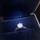 thumbnail image 4 of RV (Gris))Caja de anillo de terciopelo con caja de anillo de luz LED para boda, propuesta, compromiso Rojo Verde, 4 of 5