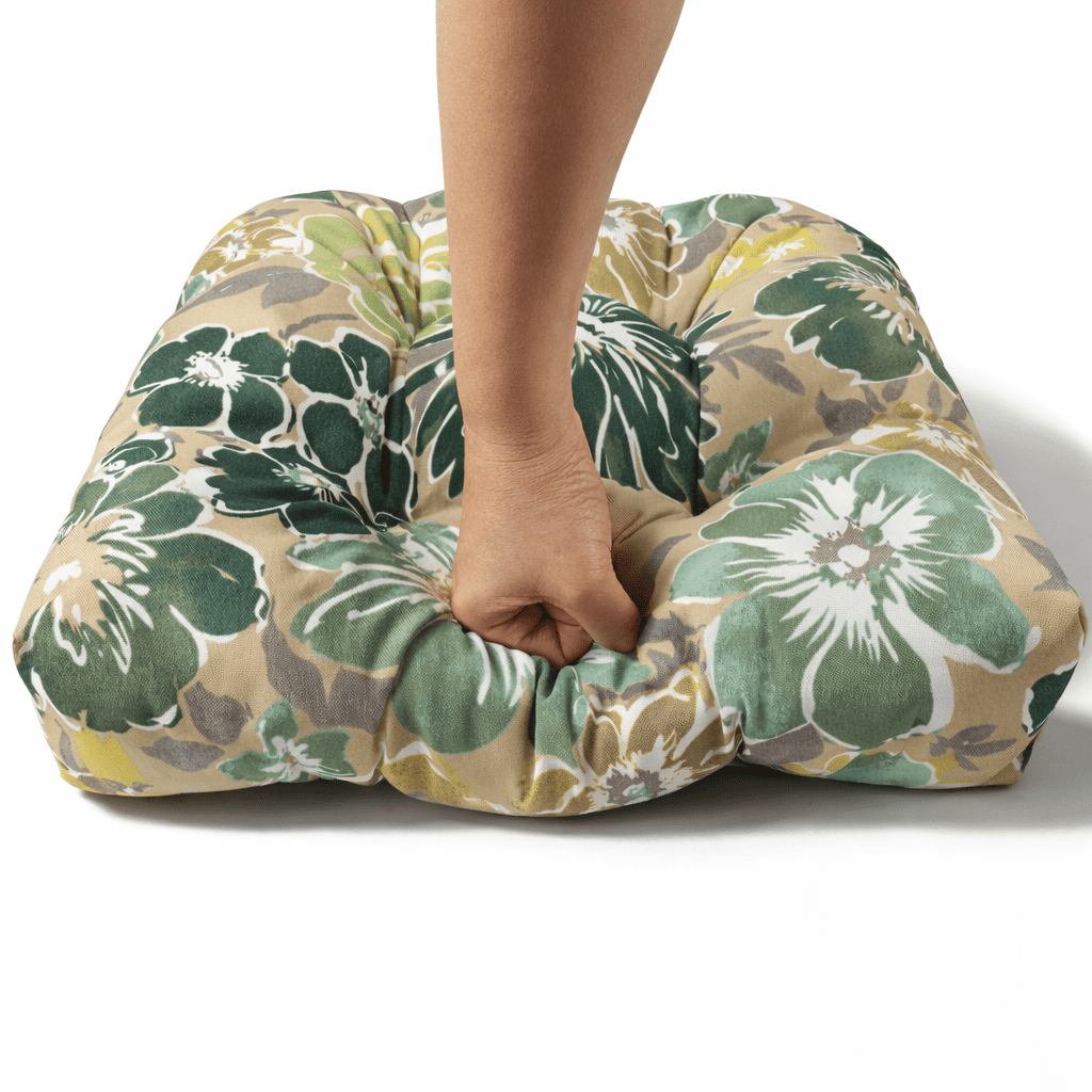 Outdoor Chair Cushions Set of 2, 19x19x4 Inch Tufted Seat Cushions with Ties, Waterproof Patio Chair Pads for Dining Chairs, Garden & Outdoor Furniture - Emerald Green Floral