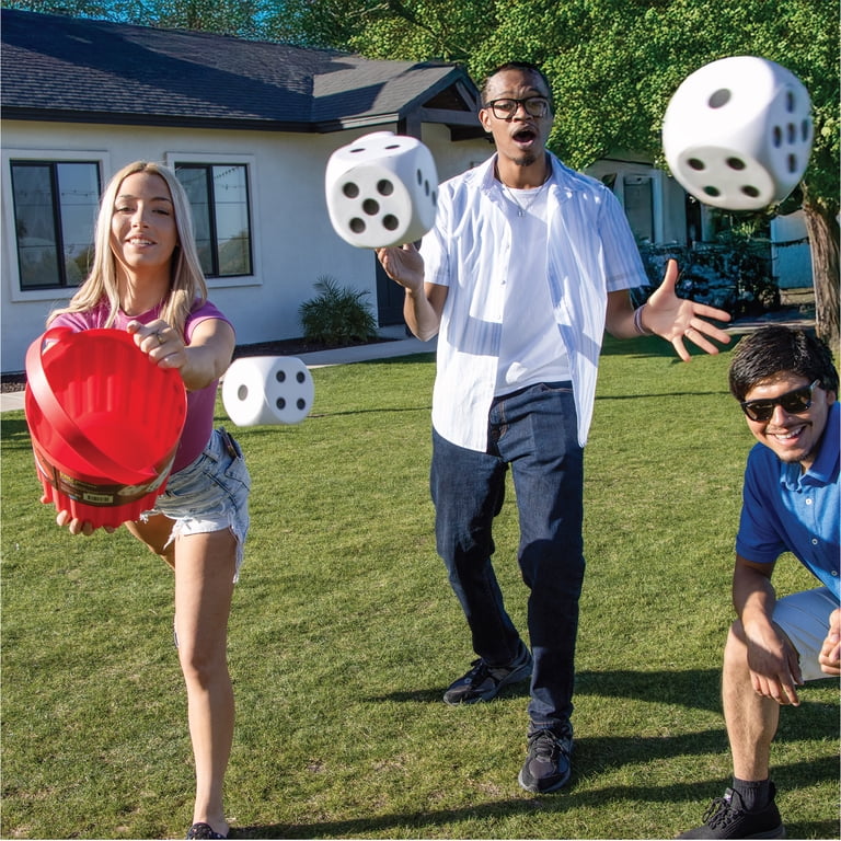 yamaです HASBRO Yahtzee - Oversized Foam Dice Set - Family Game Night