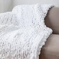 thumbnail image 3 of Manta de chenilla Blanket MocaDng tejida a mano, 122 x 180 cm, 3 of 7
